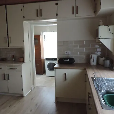Holiday home Newpark House